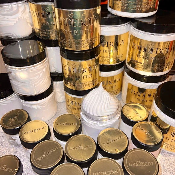 BEST EVER Body Butter♡ - BaddieBody (unscented + plain) - Picture 8 of 9